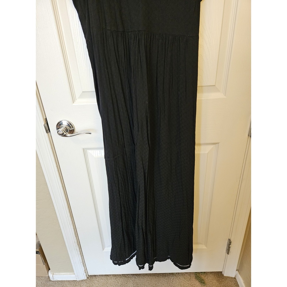 City Chic Black Sleeveless Side Zip Keyhole Ladder Detailing Maxi Dress, Plus 24 - Picture 3 of 9